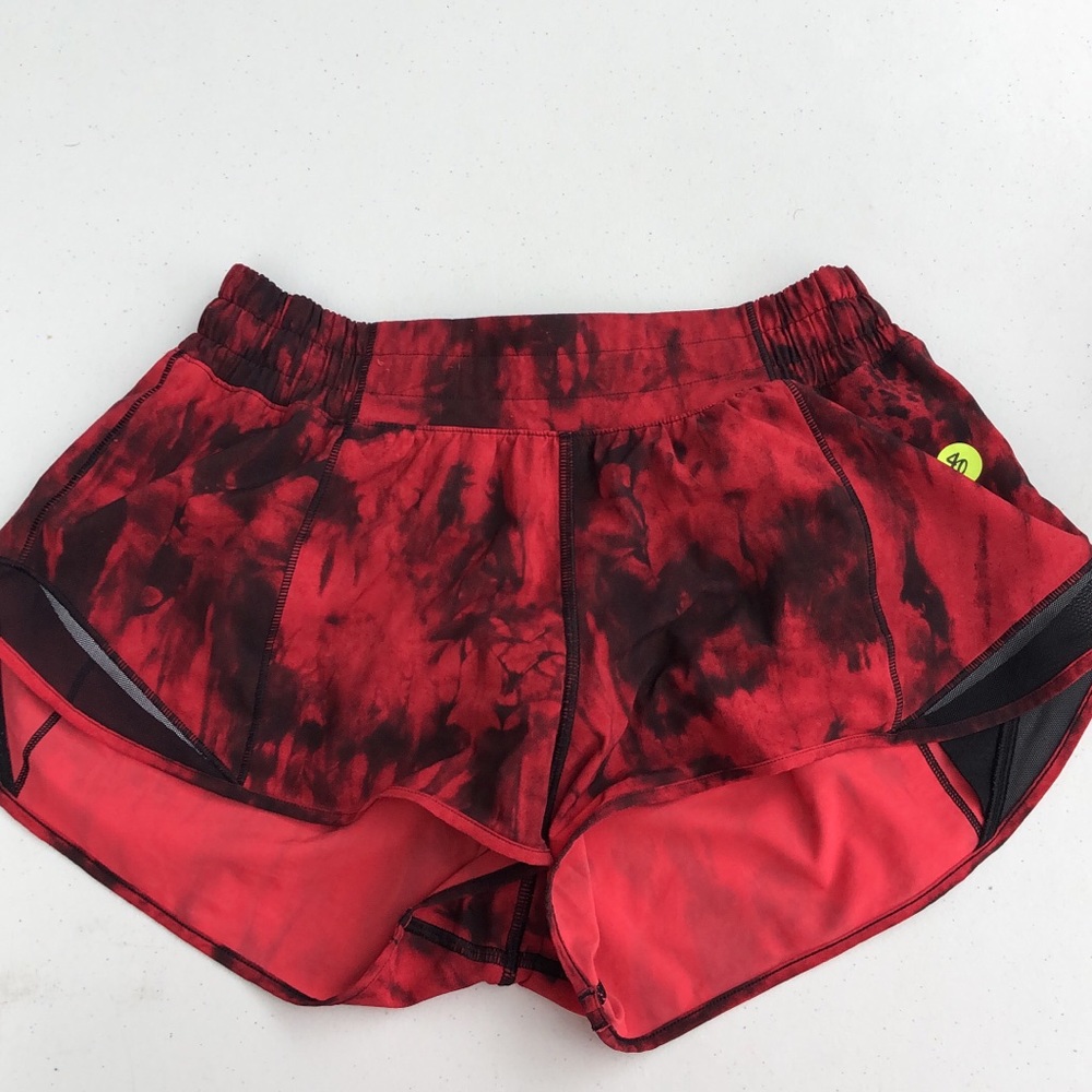 lululemon size 6 hotty hot 4”